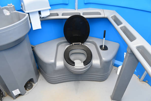 Best Porta potty rental near me  in Summerfield, NC