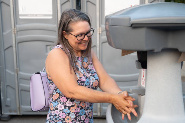 Best Portable bathroom rental  in Summerfield, NC